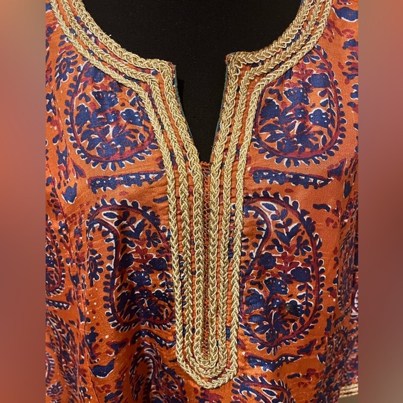 Soft Surroundings Pumpkin. & Blue Paisley Tunic w/ Gold Brocade V Neck’ size 1X - Picture 2 of 8